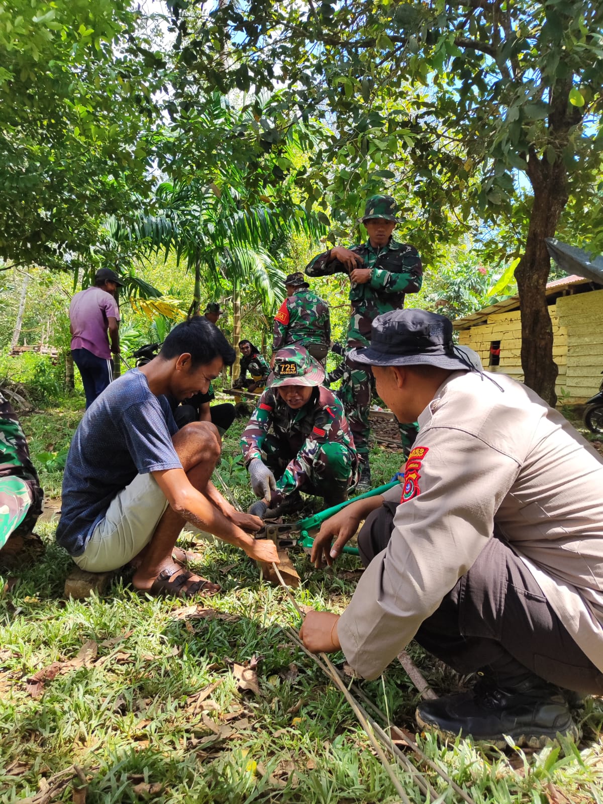 Nampak Nyata Sinergitas TNI - Polri Bersama Masyarakat Dalam Pelaksanaan TMMD Ke-116 Laonti 2023