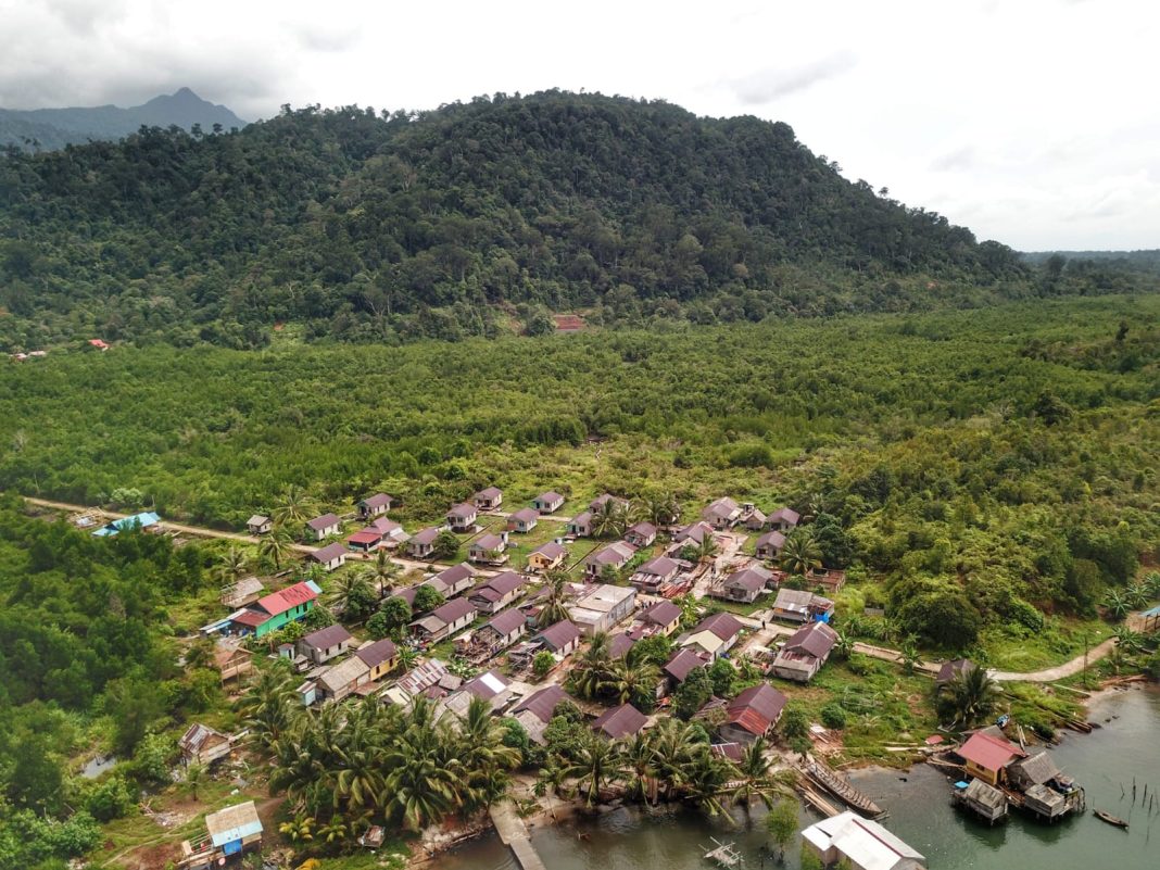 Kawasan permukiman komunitas masyarakat adat Suku Laut