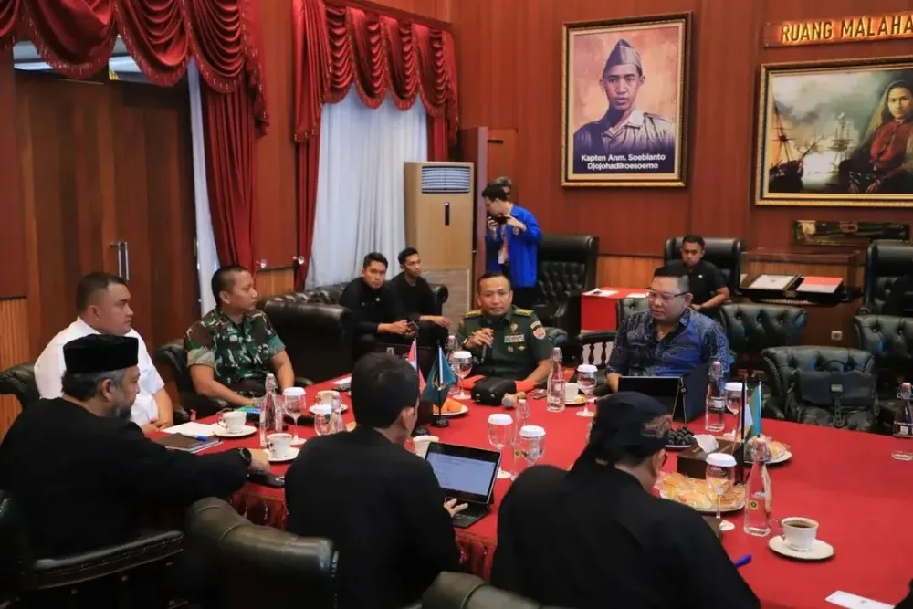 Bupati Bogor Bahas Strategi Akselerasi Penanganan Sampah Nasional Berbasis Teknologi Ramah Lingkungan