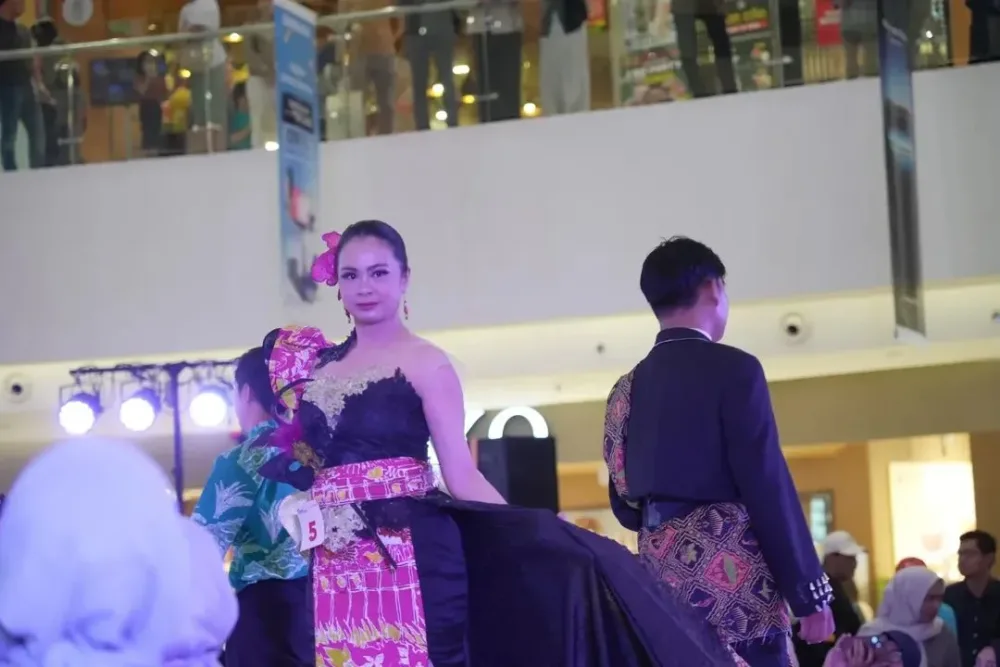 Bupati Bogor Dorong Pelestarian Budaya dan Ekonomi Kreatif, Melalui Festival Batik Kabupaten Bogor