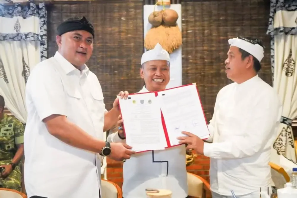 Bupati Bogor Hadiri Rapat Bersama Kepala Daerah se-Jawa Barat dan Teken MoU Pembangunan Underpass Citayam–Bojonggede