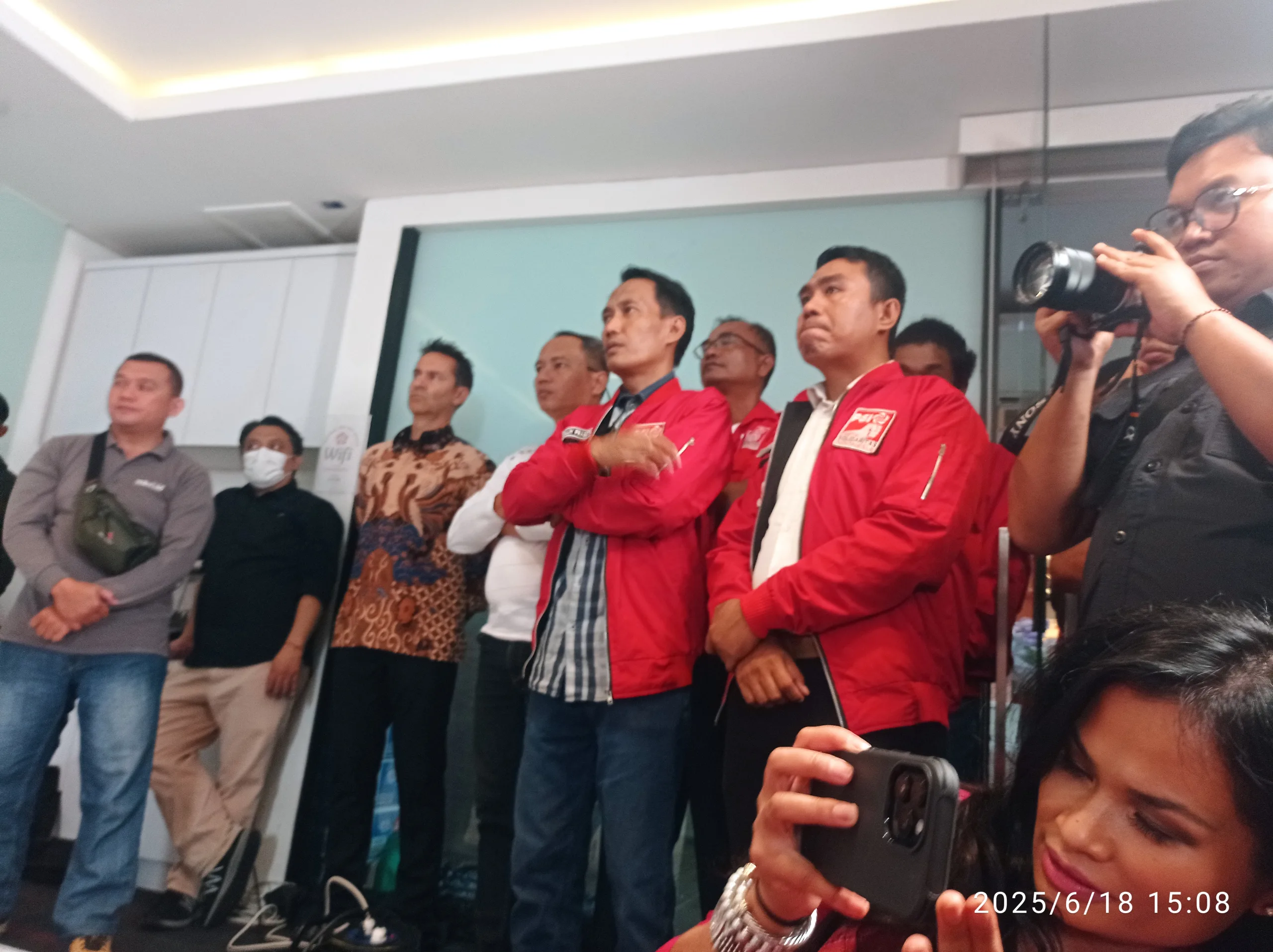 Bro Ronald Siap Ubah Wajah PSI: Akhiri Citra Dinasti, Gaungkan Politik Pelayanan