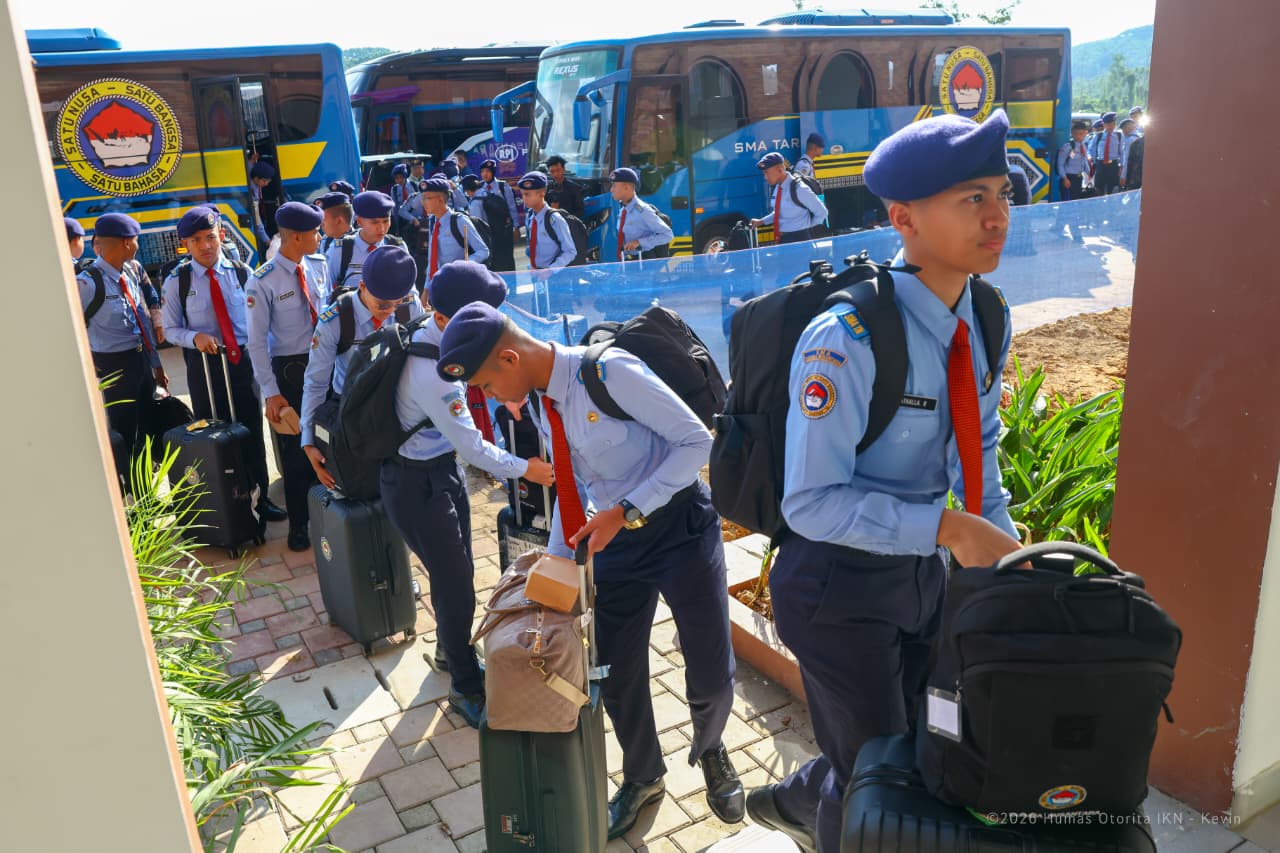 Kepala IKN Sambut Angkatan Perdana SMA Taruna Nusantara di Nusantara 2026