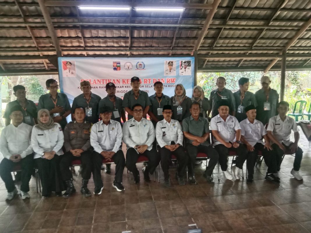Kelurahan Rangga Mekar Jadi Pelopor Pelantikan Serentak RT/RW 2026-2031, Pemkot Bogor Beri Apresiasi