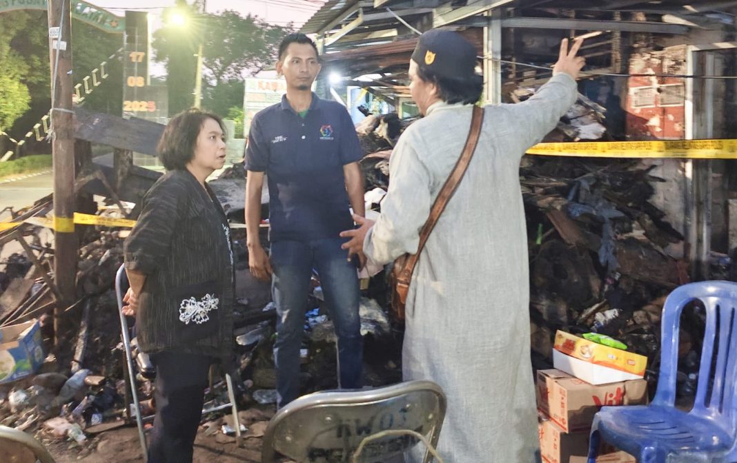 Tiga Orang Tewas dalam Kebakaran Pulogadung, Josephine Simanjuntak Turun Langsung ke Lokasi