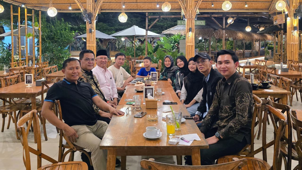 Mukhlis Basri Apresiasi Perjuangan Keluarga Siswa Kembar Lolos UI 2026