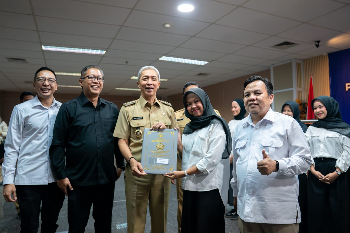 Tebus Ijazah, DPRD dan Pemkot Bogor Bantu Ratusan Siswa 2026