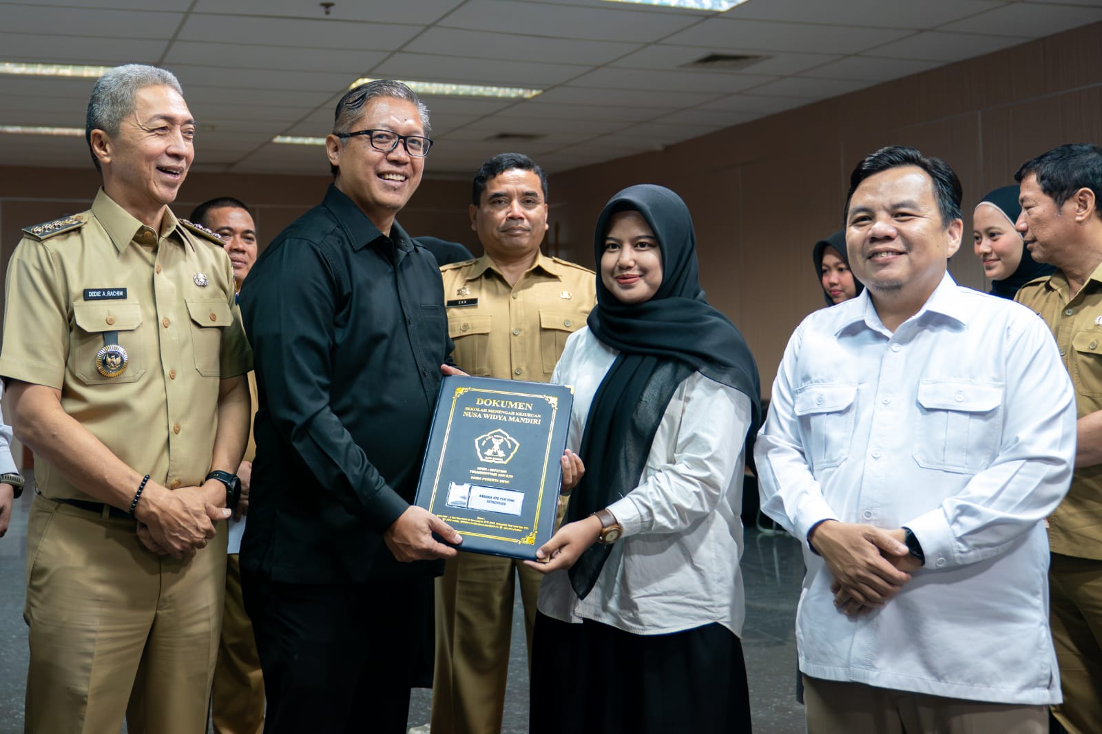 Tebus Ijazah, DPRD dan Pemkot Bogor Bantu Ratusan Siswa 2026