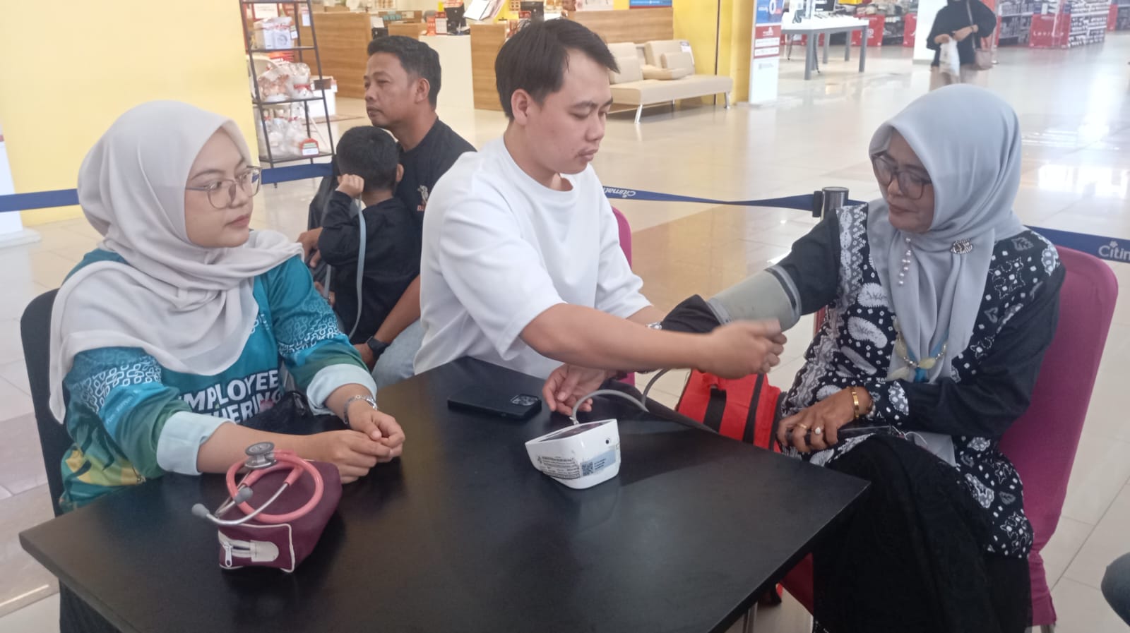 IHC RS Pertamina Prabumulih Siagakan Tim Paramedis, Kawal Kelancaran Gebyar HIMPANA 41 Tahun 2026. 2 WhatsApp Image 2026 10 31 at 11.40.51