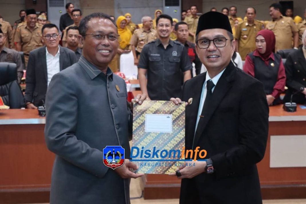Bupati Kolaka Hadiri Rapat Paripurna DPRD Penetapan dan Penyerahan Rekomendas LKPJ Tahun 2025