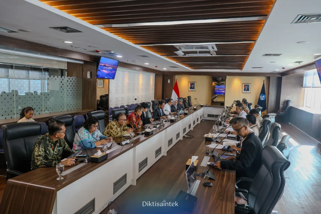 Kemdiktisaintek Dorong Akselerasi Penanganan Sampah Nasional Berbasis Teknologi 2026