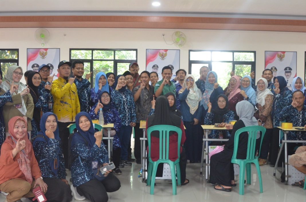 Bupati Bogor Sukses Uji Coba Digitalisasi Bansos Tepat Sasaran 2026