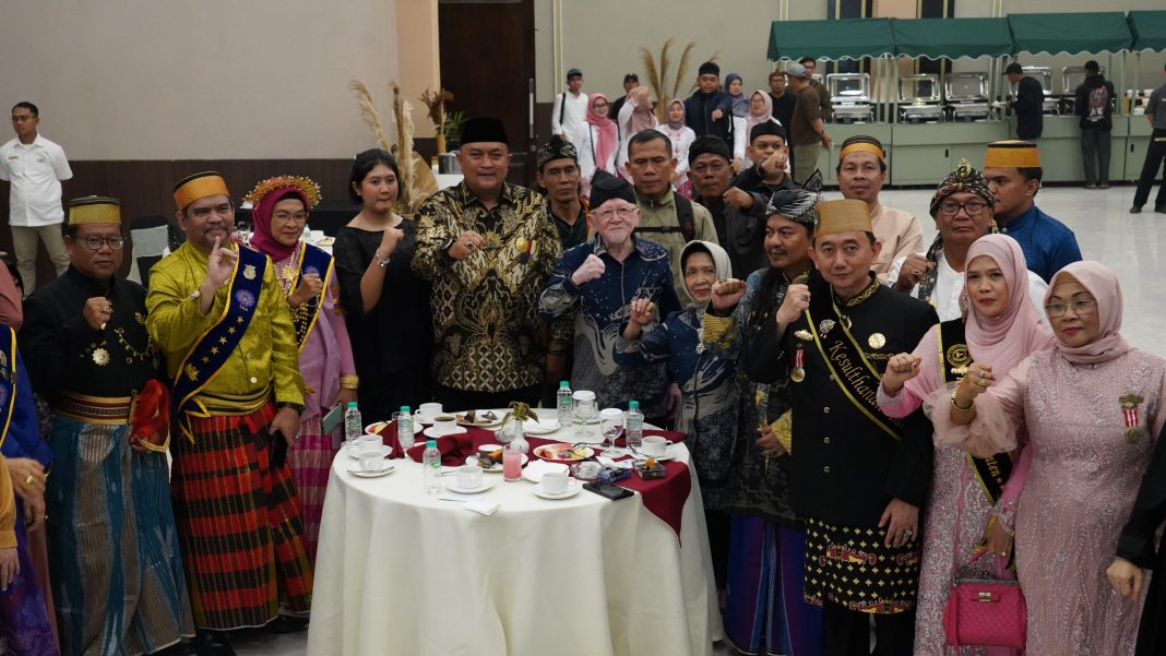 Bupati Bogor Rudy Susmanto Terima Tanda Kehormatan Kerajaan Nusantara 2026