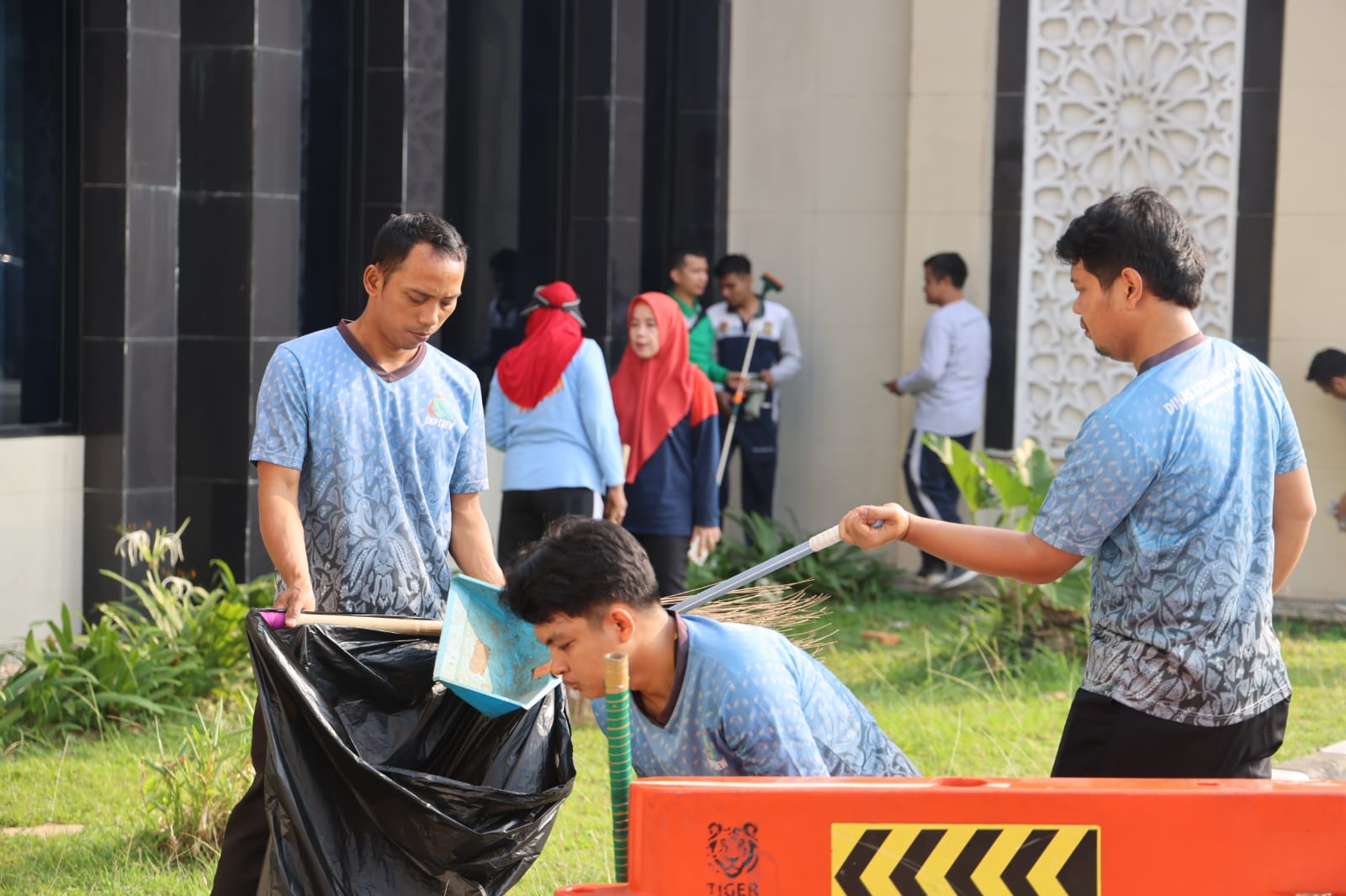 Bupati Bogor Gerakkan Aksi Bersih Serentak di Pusat Pemerintahan 2026