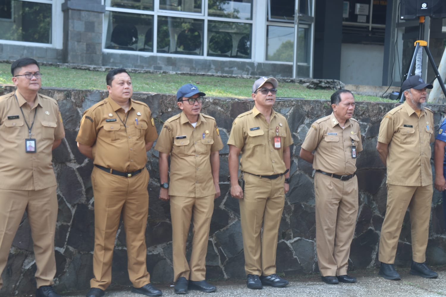 Bupati Bogor Hidupkan Gotong Royong Tata Bersih Jalur Jakarta–Bogor 2026