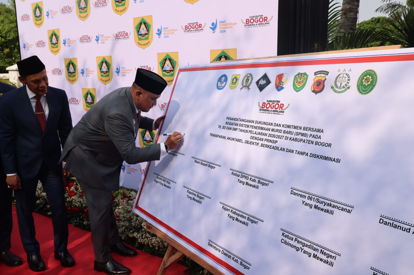 6,19 Juta Penduduk Jadi Tantangan, Rudy Susmanto Tegaskan Perbaikan Pendidikan Dimulai dari Ruang Kelas
