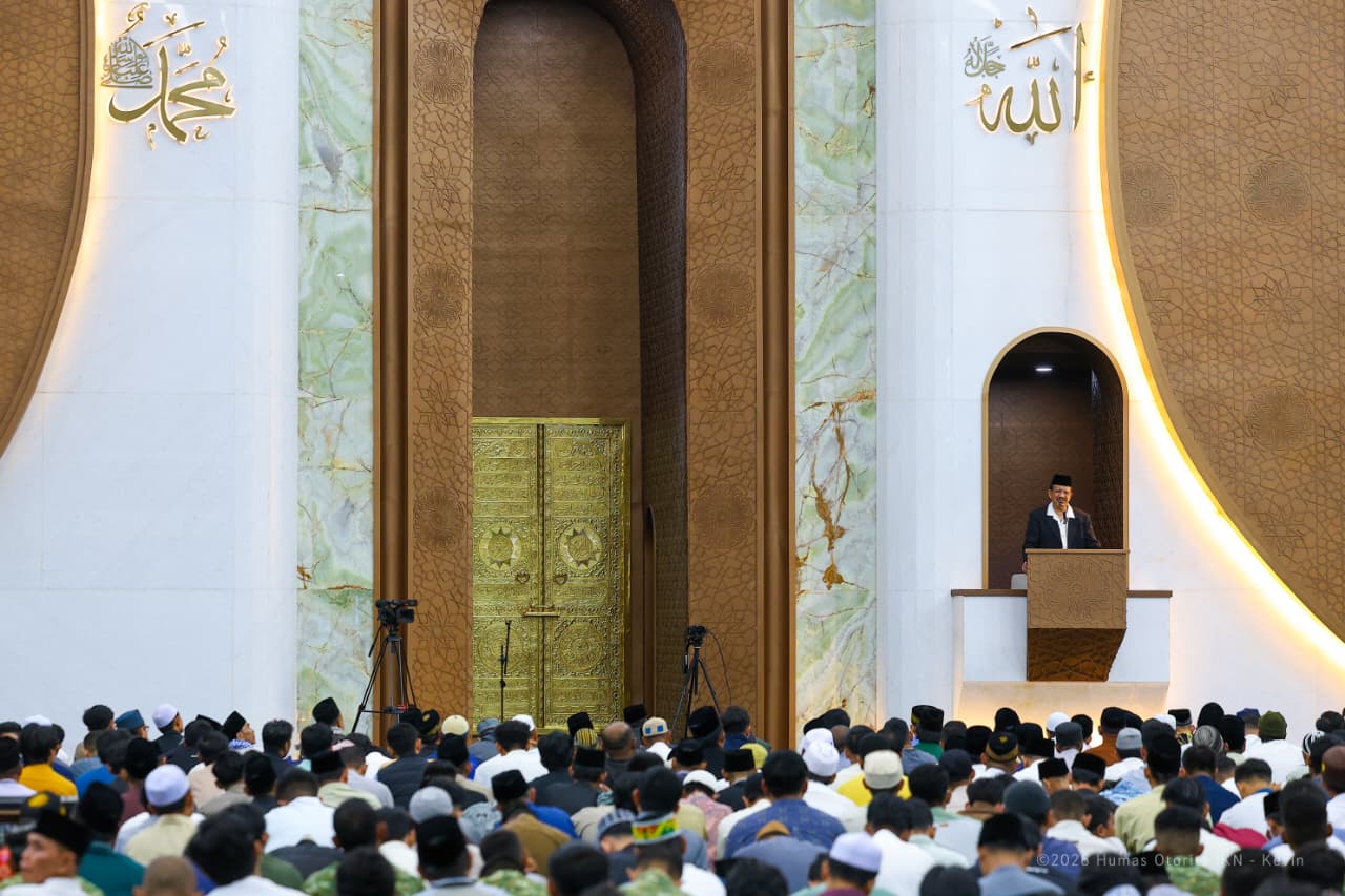 Iduladha Perdana di IKN, Basuki Hadimuljono Salurkan Ribuan Paket Kurban untuk Warga dan Pekerja 2026