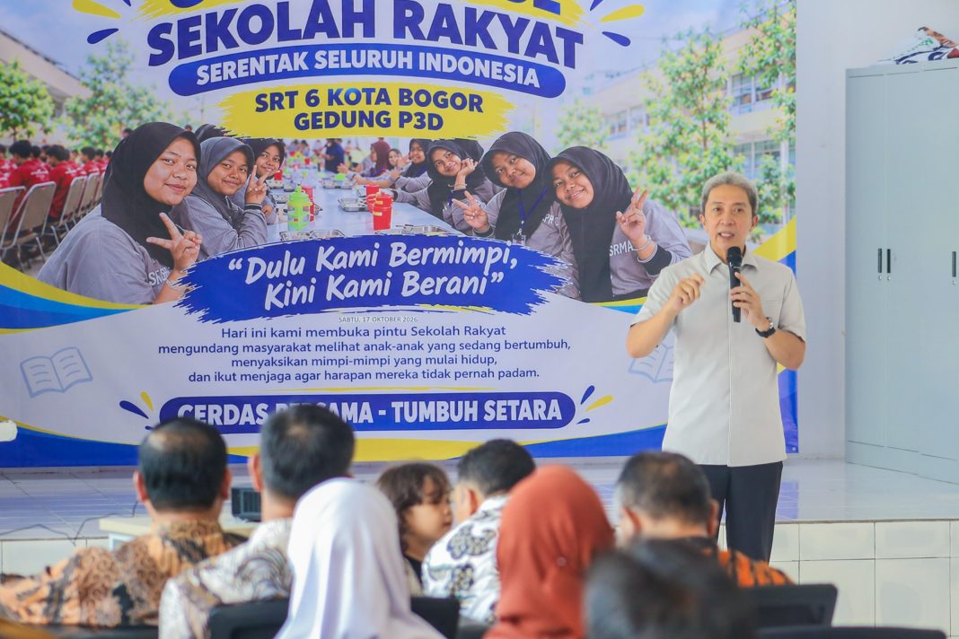 Dedie Rachim mengunjungi Sekolah Rakyat dan mendorong siswa menjaga fasilitas bersama