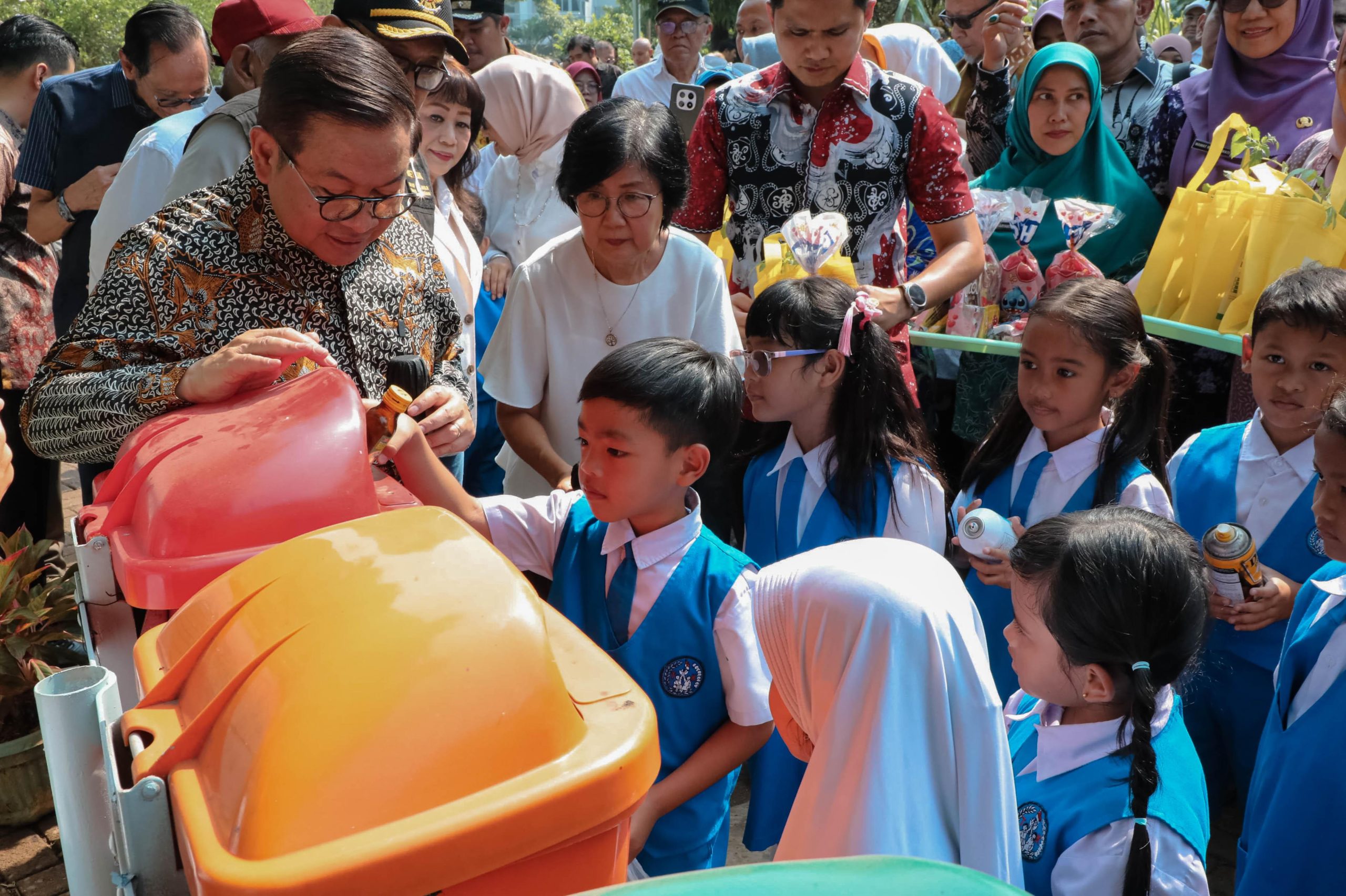Gubernur DKI Dukung RW 07 Joglo Jadi Percontohan Kelola Sampah