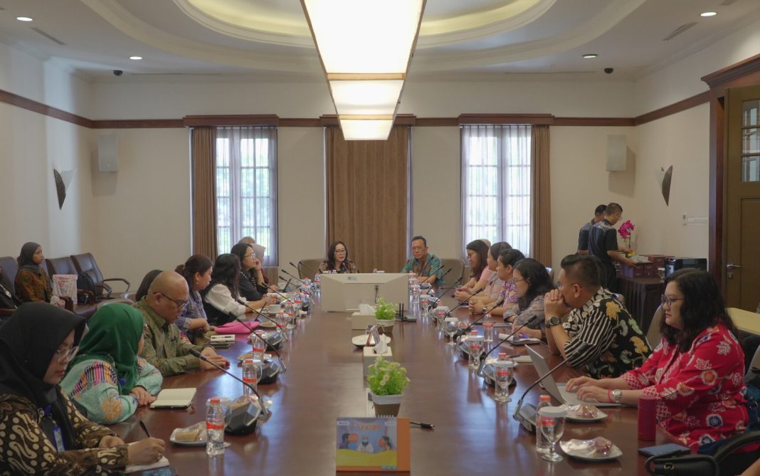 Kementerian Luar Negeri Republik Indonesia Perkuat Diplomasi Kesehatan melalui Kolaborasi dengan Holding BUMN Farmasi 2026