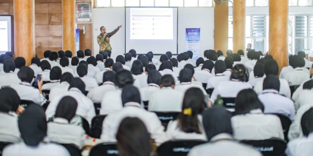 Menteri KKP Siapkan Ribuan Pengelola KNMP Perkuat Ekonomi Pesisir
