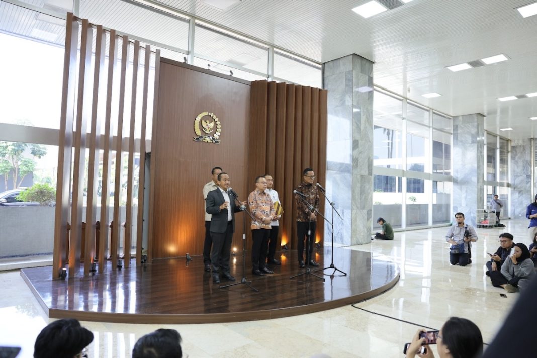 Menteri Bahlil Tegaskan Gross Split Hanya untuk Migas 2026