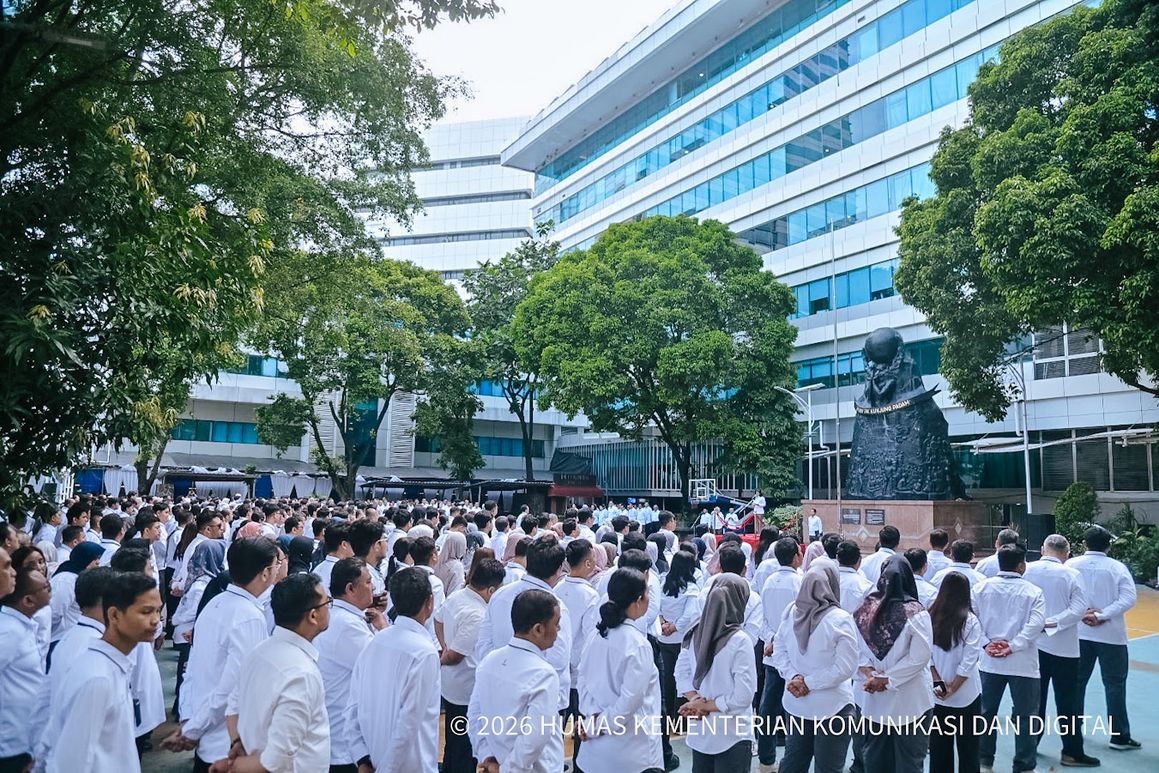 Menkomdigi Tegaskan WFH Tidak Boleh Ganggu Layanan Publik, Kinerja Harus Tetap Maksimal