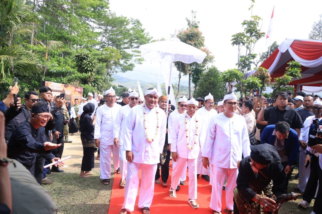 Bupati Rudy Susmanto Gelar Paripurna HJB ke-544 di Malasari, Bukan di Gedung Mewah Tegaskan Keberpihakan Keadilan