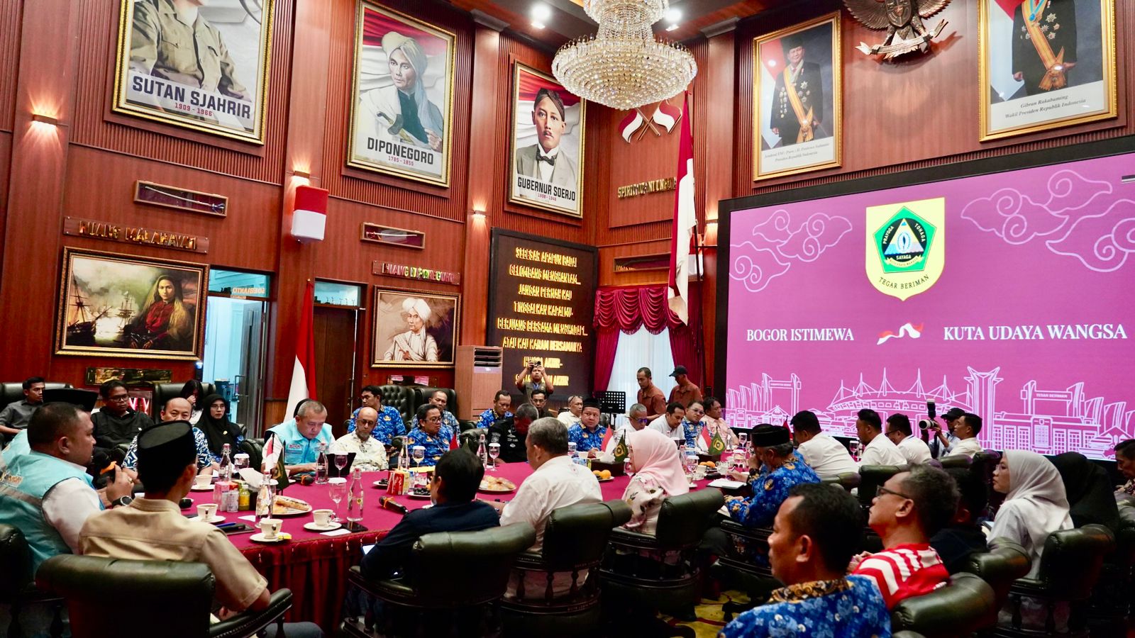 Pemkab Bogor Perkuat Tata Kelola Perizinan, Bupati Rudy Susmanto Dorong Investasi dan PAD 2026